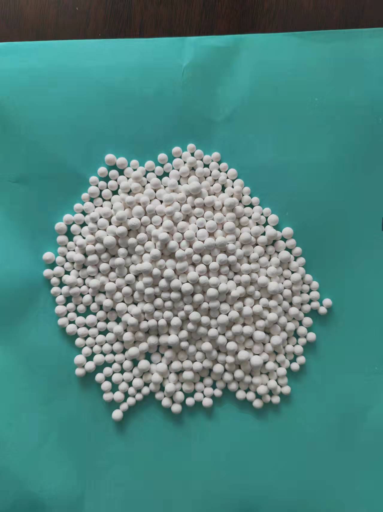活性氧化铝球  山东氧化铝厂家批发直销  活性氧化铝球价格